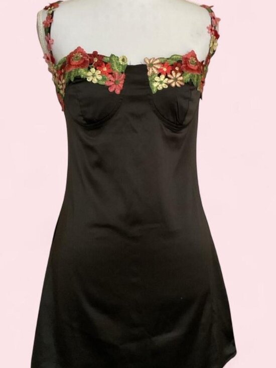 Dresses & Skirts - Mini black satin slip dress